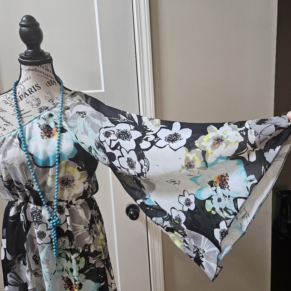 Ruby Rox One Shoulder Floral Dress - Picture 3 of 5